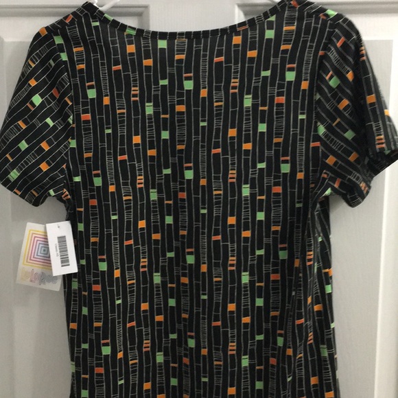 💕BEAUTIFUL BNWT LULAROE XS CLASSIC TOP💕 - Picture 4 of 8